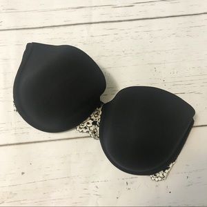 Wacoal Black Strapless Bra with Cream Lace Trim